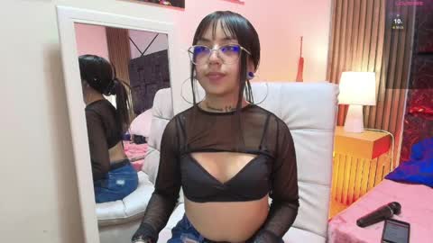 mary_luckaysha online show from April 10, 7:07 pm
