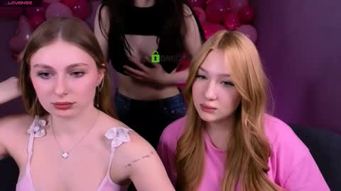 Snapshot of mary_meow_hot chatting on February 11, 8:36 pm Mary online show from February 11, 8:36 pm