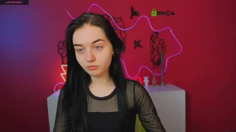 mary skiny online show from April 19, 5:18 am