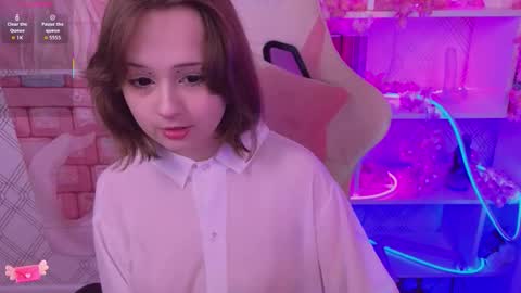 Snapshot of mary_u chatting on October 11, 3:28 am Ur Mary online show from October 11, 3:28 am