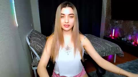 Snapshot of maryam_xs chatting on March 12, 1:06 pm maryam online show from March 12, 1:06 pm