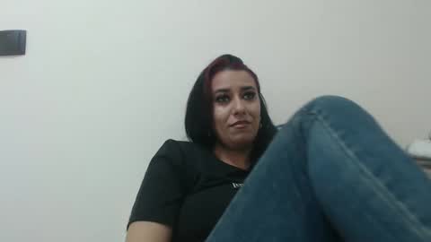 maryem online show from April 9, 1:38 pm