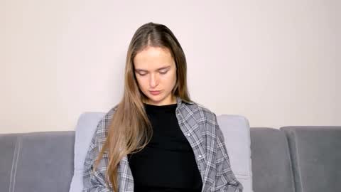 Mari online show from December 18, 7:14 am