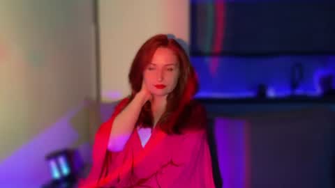 SirenVictoria online show from July 1, 6:18 pm