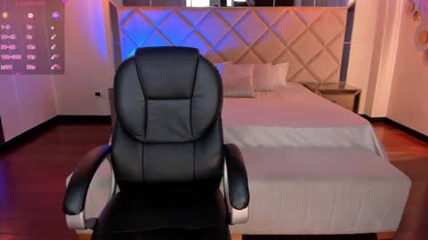  Mary  online show from January 27, 11:32 am