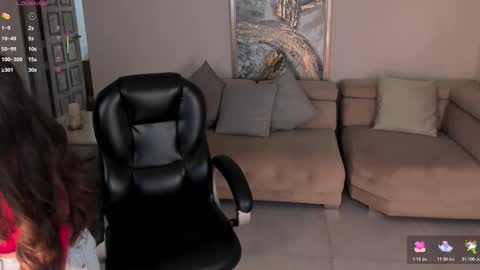  Mary  online show from November 5, 12:16 pm