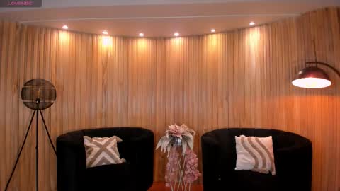  Mary  online show from February 8, 11:57 am