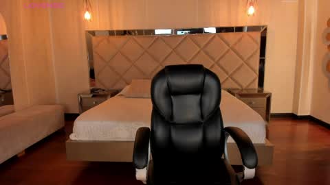  Mary  online show from April 10, 11:59 am