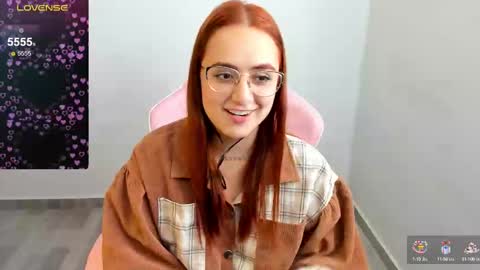 Dulce Maria online show from December 14, 3:36 pm