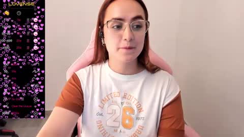 Dulce Maria online show from February 11, 2:46 am