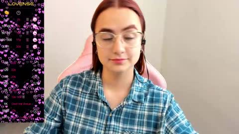 Dulce Maria online show from February 11, 8:10 pm