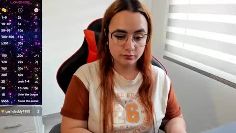 Dulce Maria online show from September 24, 9:40 pm