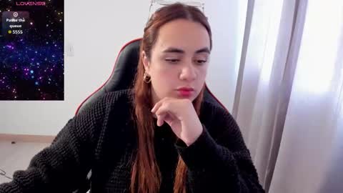 Dulce Maria online show from December 16, 8:47 pm