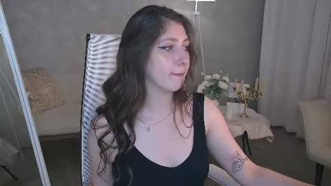 Mary Miller online show from July 31, 9:30 am