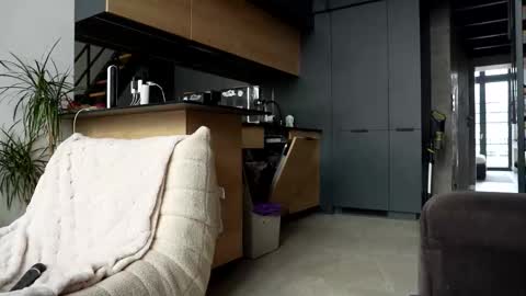 Marina online show from November 18, 10:52 am