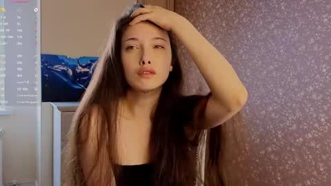 Hi Im Olivia Im new here3 online show from May 23, 3:12 am