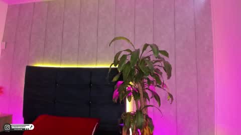 marysofff online show from November 25, 7:58 pm