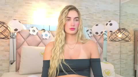 Snapshot of maryy_campbell chatting on July 8, 11:48 am maryy campbell online show from July 8, 11:48 am