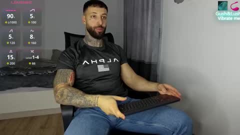 masculineguy69 online show from November 18, 2:21 pm