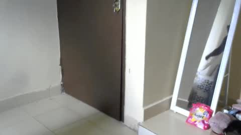 Cate online show from February 14, 12:02 pm