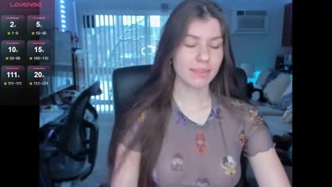 Snapshot of mash_hub chatting on January 14, 1:28 pm Mash online show from January 14, 1:28 pm