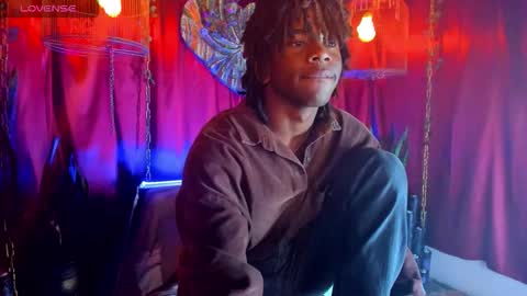 Snapshot of mashall_lee chatting on February 10, 7:51 pm MARSHALL LEE online show from February 10, 7:51 pm