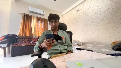 maskboyz2003 online show from November 14, 3:27 am