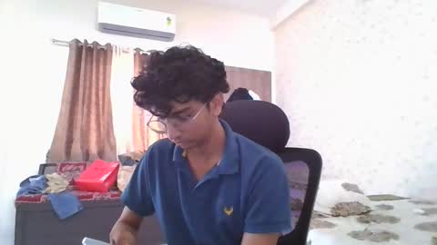 Mask Boy online show from October 29, 2:58 am