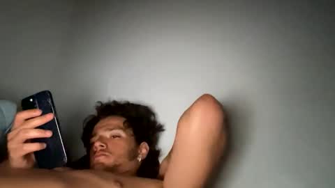 maskedyhorny online show from March 18, 11:02 am