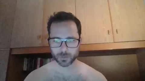 Snapshot of masktheface chatting on May 23, 11:47 am masktheface online show from May 23, 11:47 am