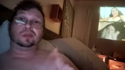 Snapshot of masnfriends chatting on March 8, 8:00 am masnfriends online show from March 8, 8:00 am