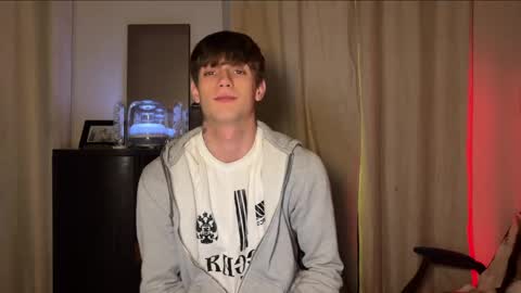 Snapshot of mason_gallagher chatting on May 3, 6:36 pm Mason online show from May 3, 6:36 pm