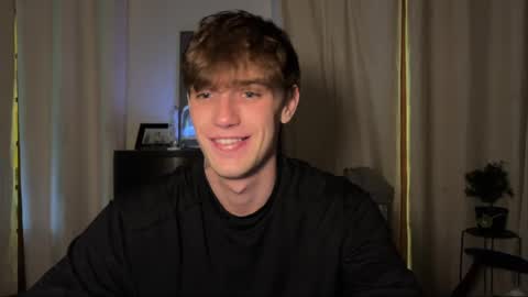 Snapshot of mason_gallagher chatting on May 15, 4:14 pm Mason online show from May 15, 4:14 pm