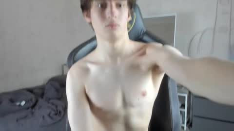 Snapshot of mason_jr chatting on September 23, 7:17 pm mason_jr online show from September 23, 7:17 pm