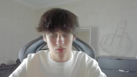 Snapshot of mason_jr chatting on October 2, 6:42 am mason_jr online show from October 2, 6:42 am