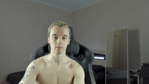 Snapshot of mason_warhol chatting on December 11, 9:41 am Mason online show from December 11, 9:41 am