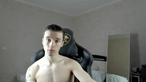 Snapshot of mason_warhol chatting on January 28, 1:29 am Mason online show from January 28, 1:29 am