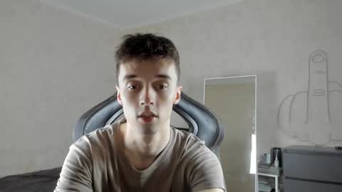 Snapshot of mason_warhol chatting on September 24, 12:03 am Mason online show from September 24, 12:03 am