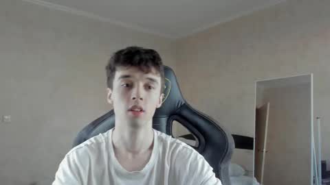 Snapshot of mason_warhol chatting on February 14, 2:36 pm Mason online show from February 14, 2:36 pm