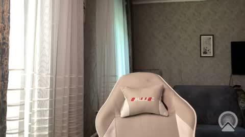 masonsilver_ online show from June 19, 9:13 am