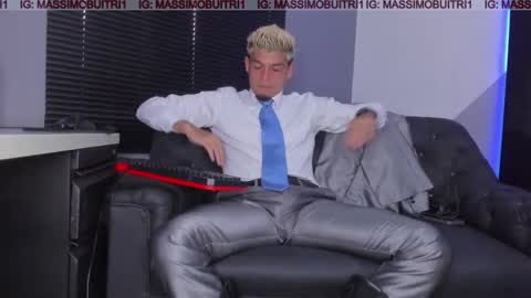 I am Massimo online show from January 9, 8:21 pm