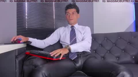 I am Massimo online show from June 26, 2:21 pm
