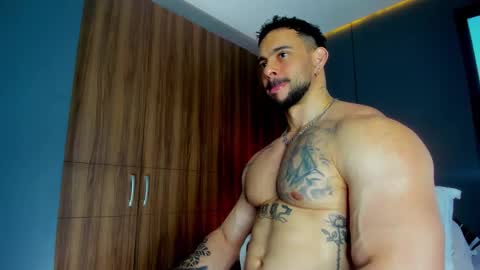 massimo online show from February 24, 3:10 pm