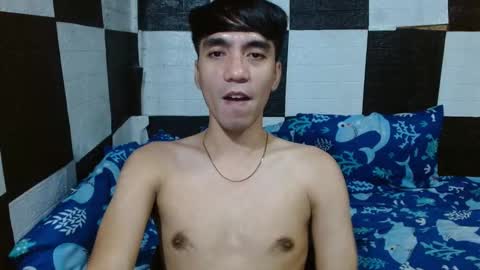 Snapshot of massive_boner02 chatting on November 15, 8:27 pm massive_boner02 online show from November 15, 8:27 pm