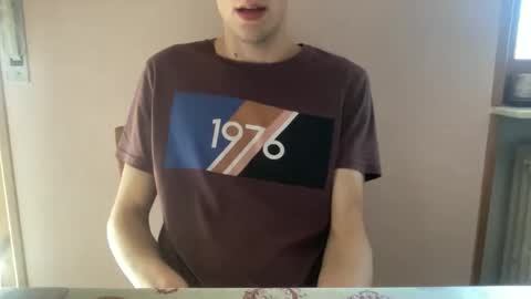 Snapshot of massiverob99 chatting on May 9, 1:16 pm massiverob99 online show from May 9, 1:16 pm