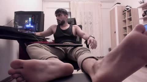 Snapshot of master9four chatting on February 9, 11:46 pm Matthew online show from February 9, 11:46 pm