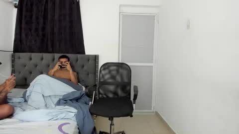 master_boy28 online show from March 3, 7:25 am