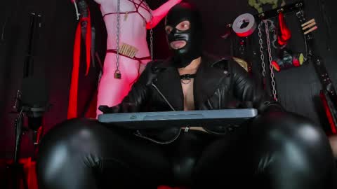 Master connor online show from April 2, 12:19 am