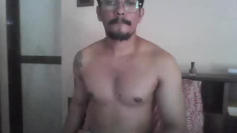 master_leoo online show from December 2, 5:57 am