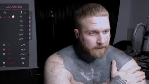 Snapshot of master_oil chatting on December 24, 9:44 pm Huge Alex online show from December 24, 9:44 pm